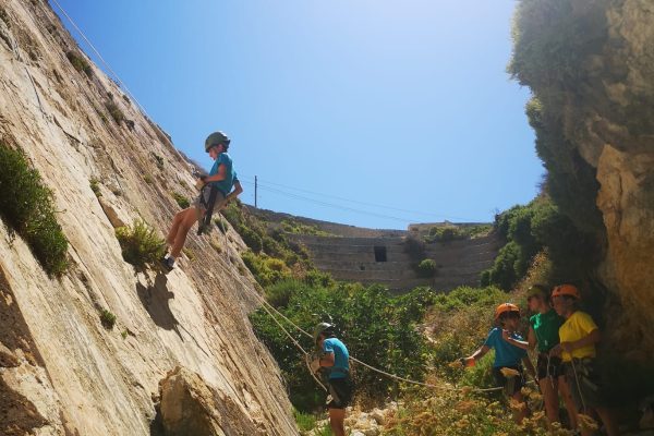 rock_climbing_kids_activity_day rock_climbing_kids_activity_day